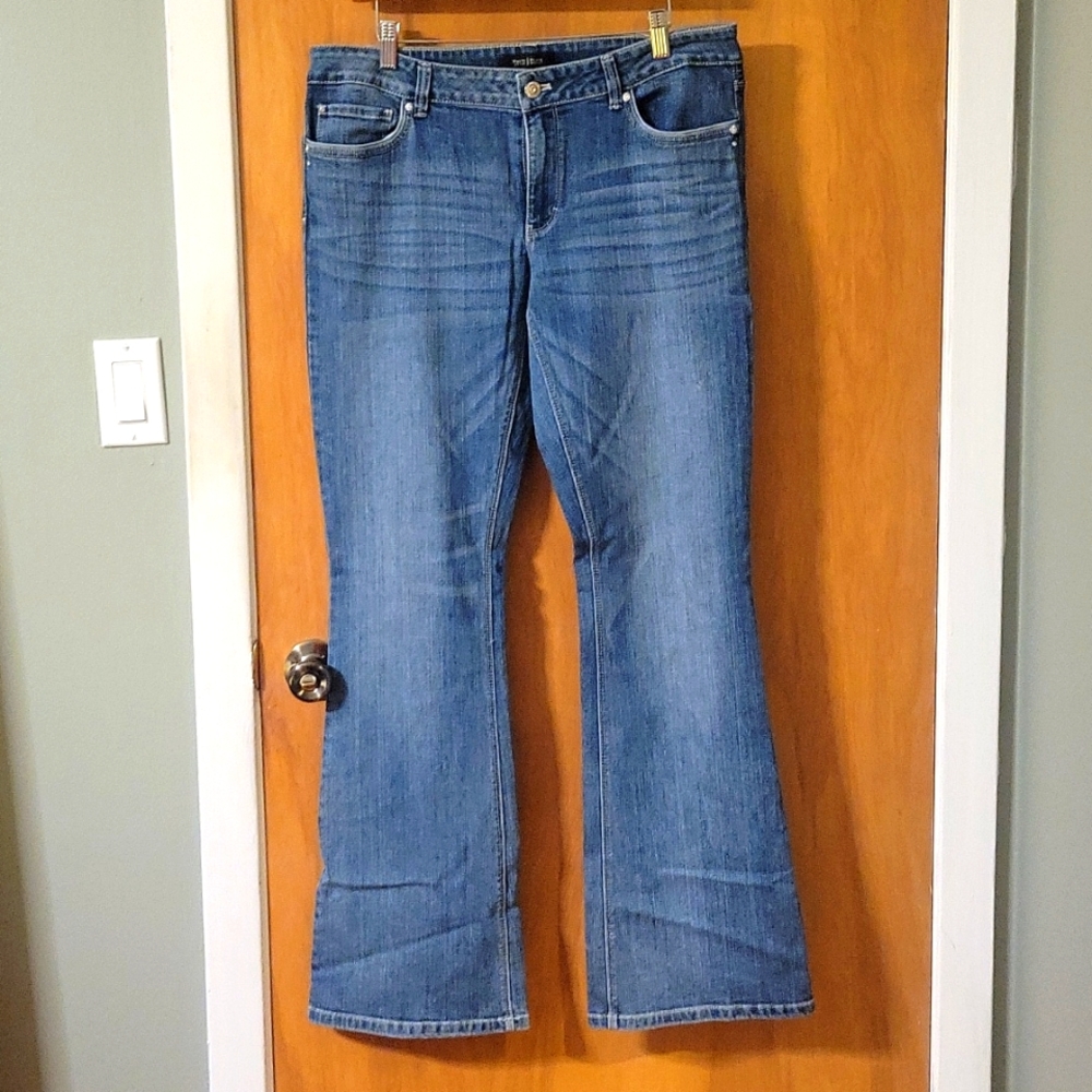 White House Black Market Skinny Flair Jeans